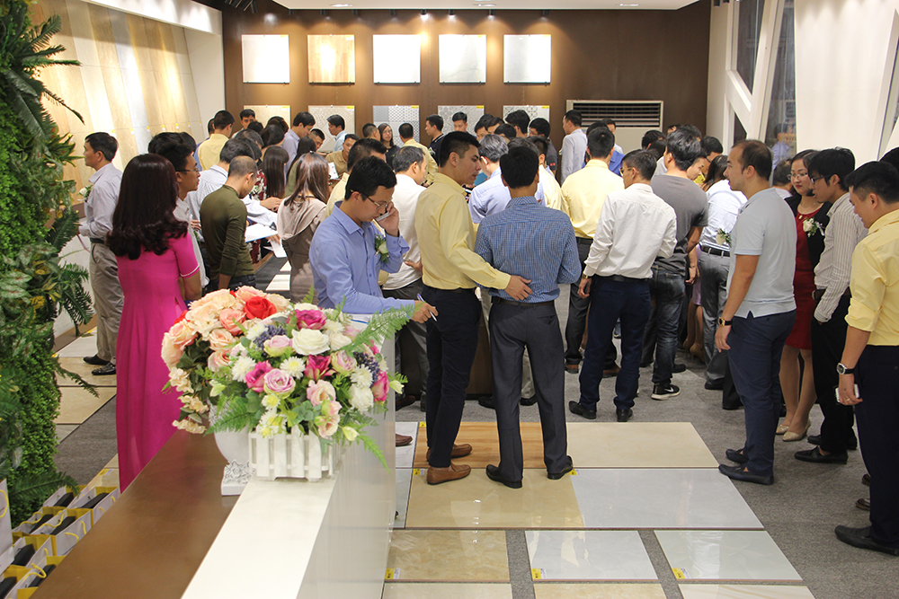Các Nhà Phân Phối của Vitto Group từ 3 Miền Bắc – Trung – Nam tới dự buổi lễ ra mắt sản phẩm tại Nhà Máy Vitto – VP